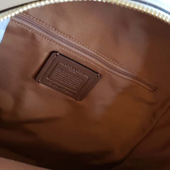 COACH backpack - Picture 4 of 7